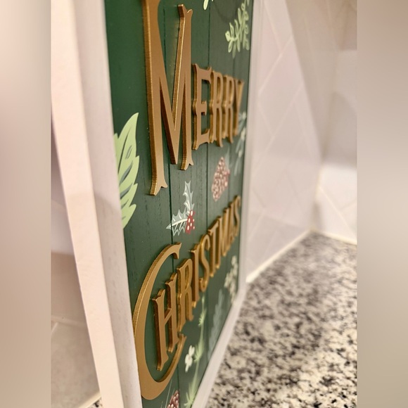 Hanging Wooden Merry Christmas Decorative Sign - Picture 3 of 6
